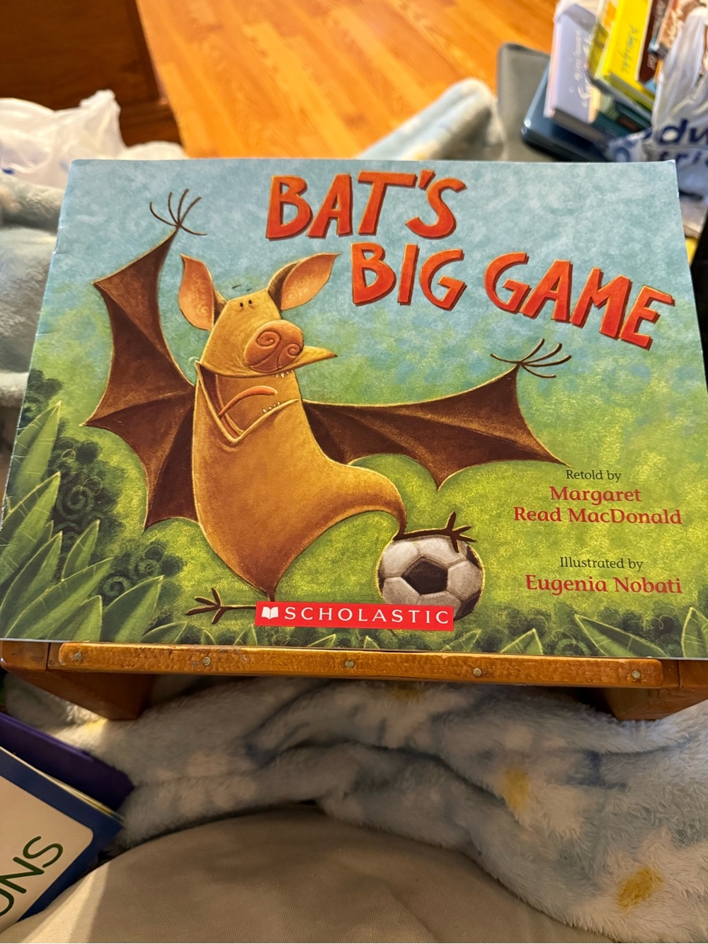 Scholastic Bat's Big Game Children’s Book Retold by Margaret Read MacDonald